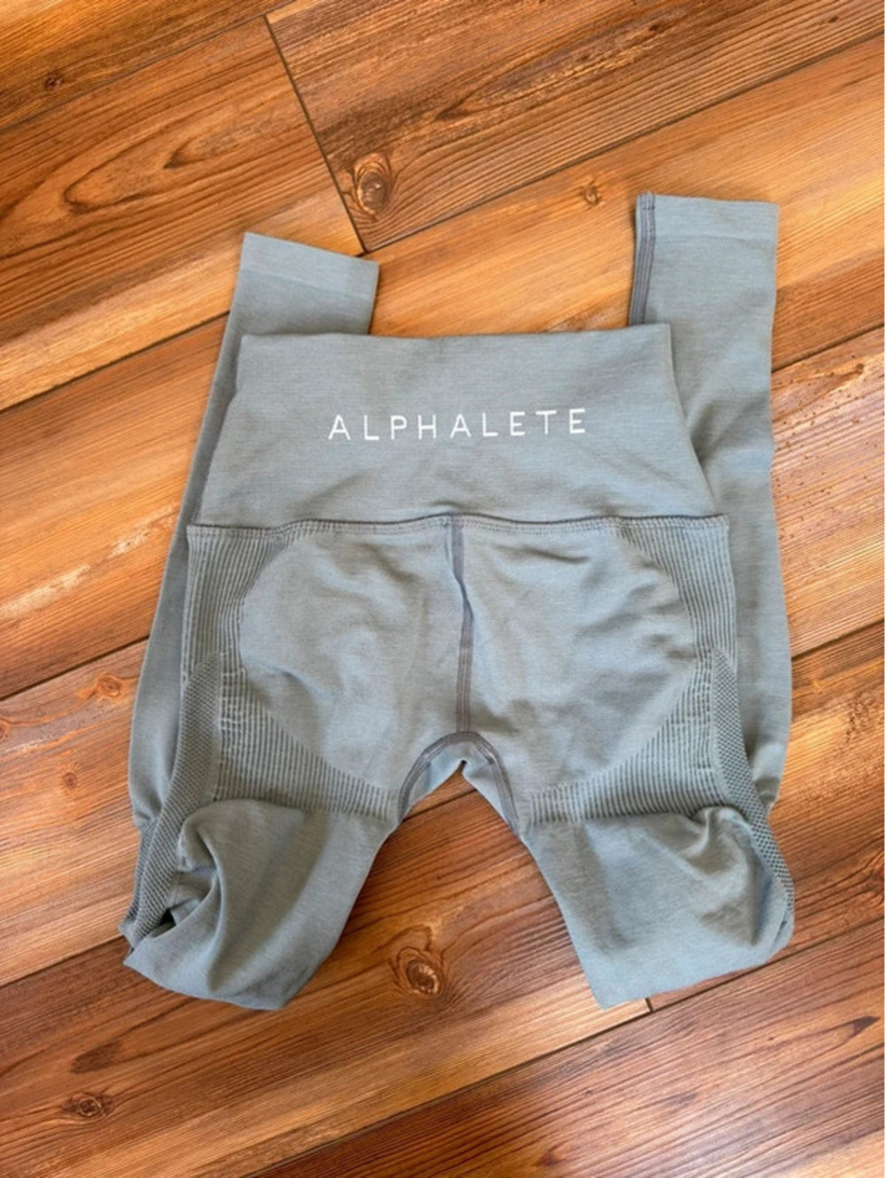 Alphalete seamless leggings size XS
